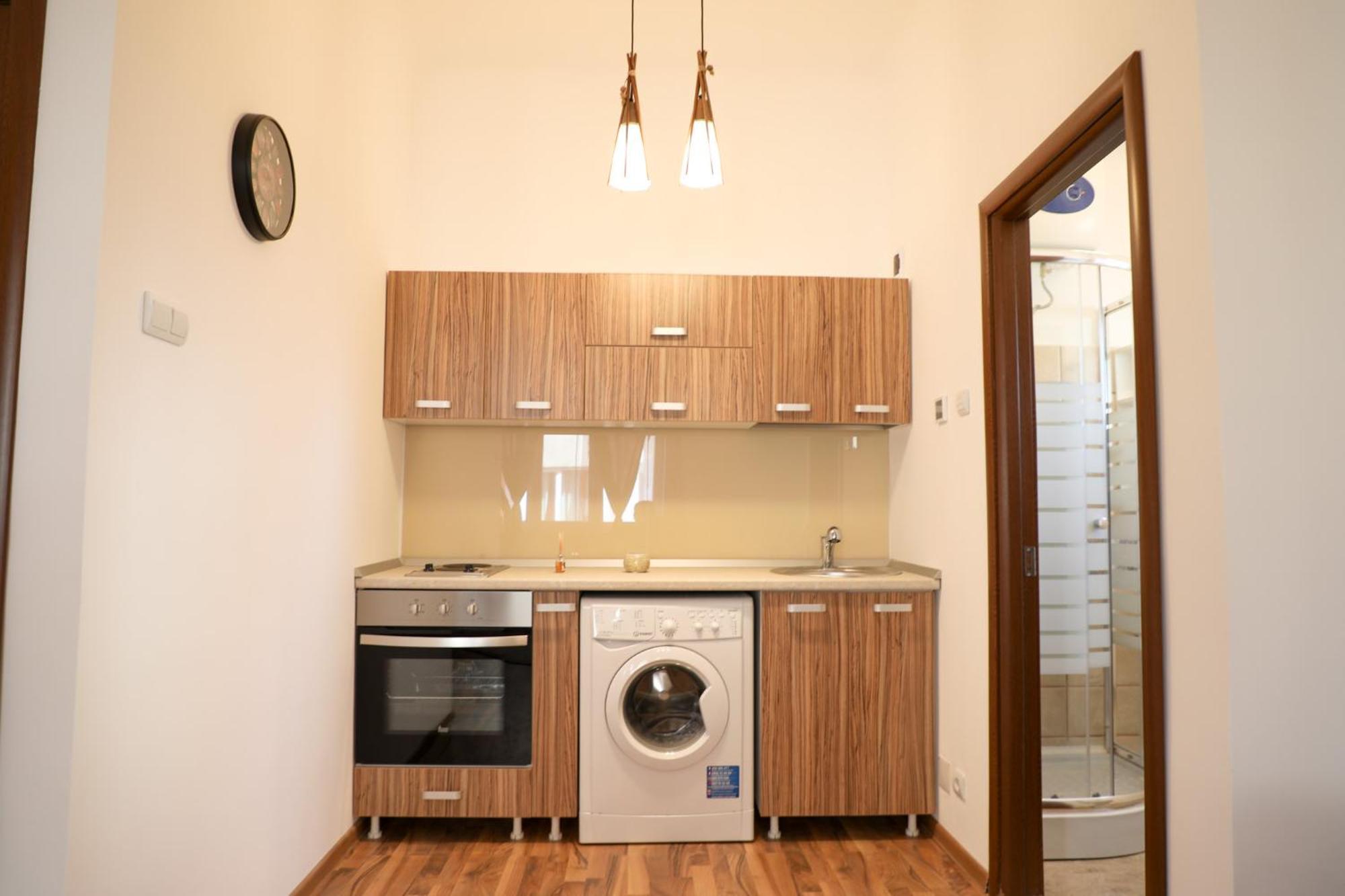 Ultracentral Apartament With Balcony - Old Town Bucharest Exterior photo